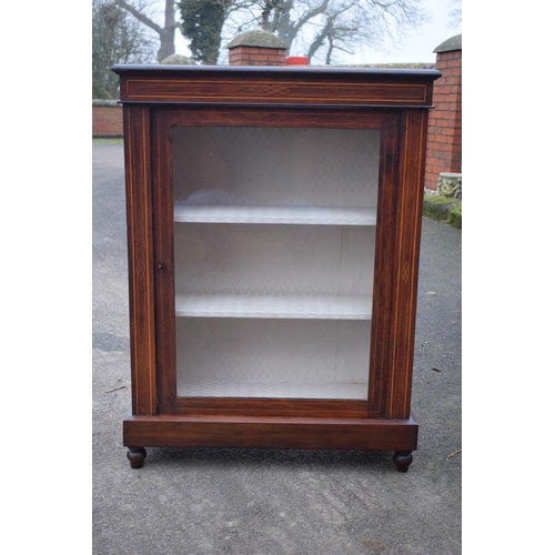 414 - Edwardian mahogany inlaid display cabinet with glazed door and 3 shelves. 77 x 30 x 104cm tall. 

In... 