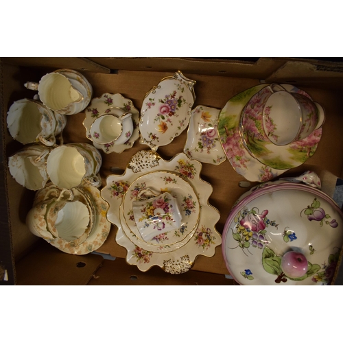 76 - A good collection of 19th and 20th century tea and dinner ware to include Hammersley Queen Anne, How... 