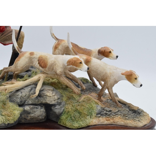 100 - Border Fine Arts Fell Huntsman B1091 by Ray Ayres, limited edition 301/350, on a wooden base. In goo... 