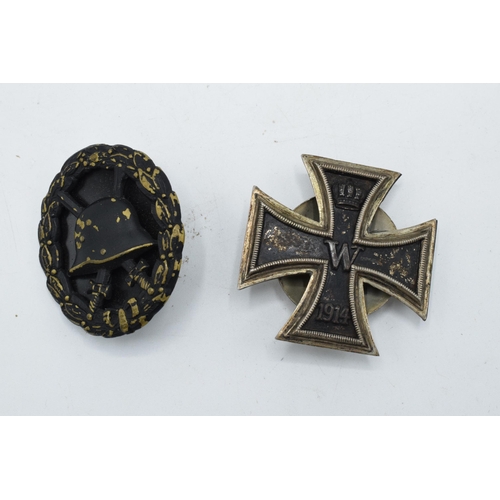 230 - German Army WW1 Iron Cross First Class 1914 marked 800 to reverse (lacking original screw pin) toget... 