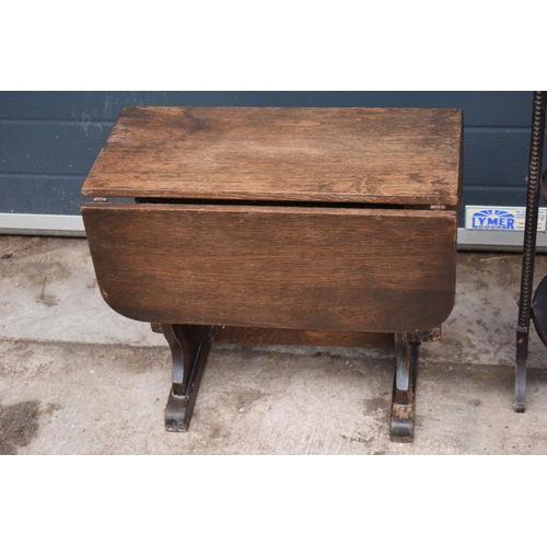 315E - A small drop-leaf table together with a folding 3 tier wot-not / tiered stand (2).