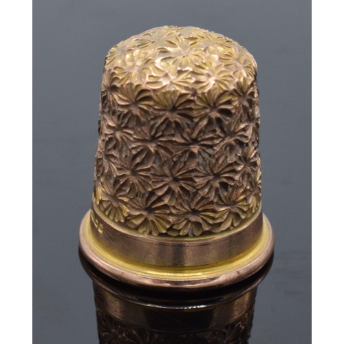 440 - 9ct gold thimble. 4.7 grams.