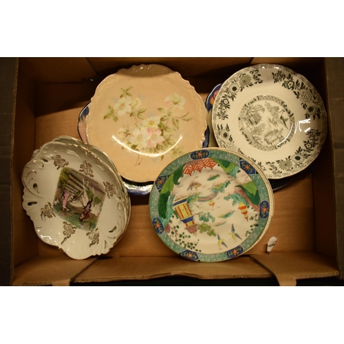 5M - A good collection of 19th century and later pottery to include Copeland Spode Blue Italian items, Ho... 