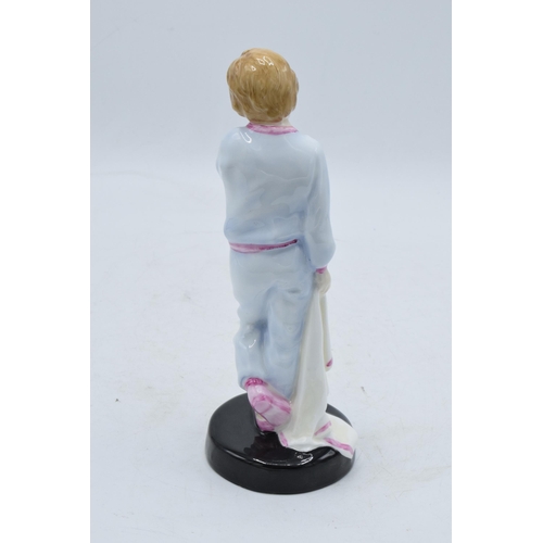 120 - Royal Doulton figure Sleepy Darling HN2953. 19cm tall. In good condition with no obvious damage or r... 