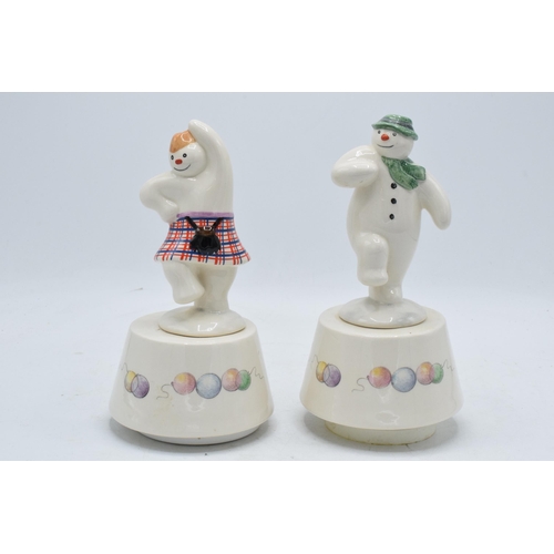 126 - Royal Doulton musical Snowmen figures to include Snowman Magic DS5 and Bluebells of Scotland DS18 (u... 