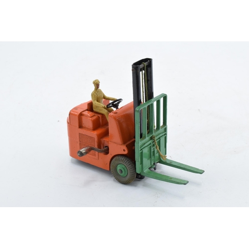 332 - Dinky Toys die cast model of a Coventry Climax forklift truck, 401, boxed.