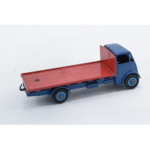 341 - Boxed Dinky Toys 512 Guy Flat Truck. In good condition with some evidence of use and play-wear such ... 