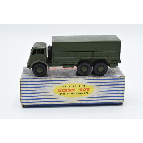 345 - Boxed Dinky Toys 10-Ton Army Truck 622. In good condition with some evidence of use and play-wear su... 