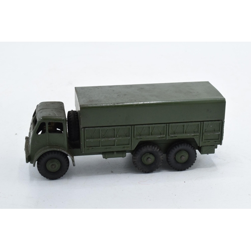 345 - Boxed Dinky Toys 10-Ton Army Truck 622. In good condition with some evidence of use and play-wear su... 