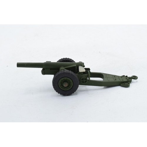 359 - Boxed Dinky Toys 693 7.2 Howitzer. In good condition with some evidence of use and play-wear such as... 