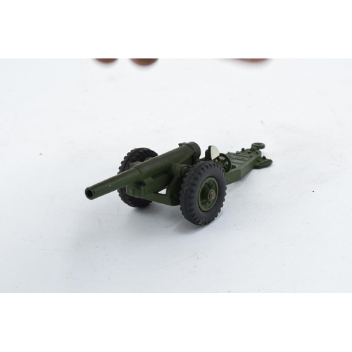 359 - Boxed Dinky Toys 693 7.2 Howitzer. In good condition with some evidence of use and play-wear such as... 