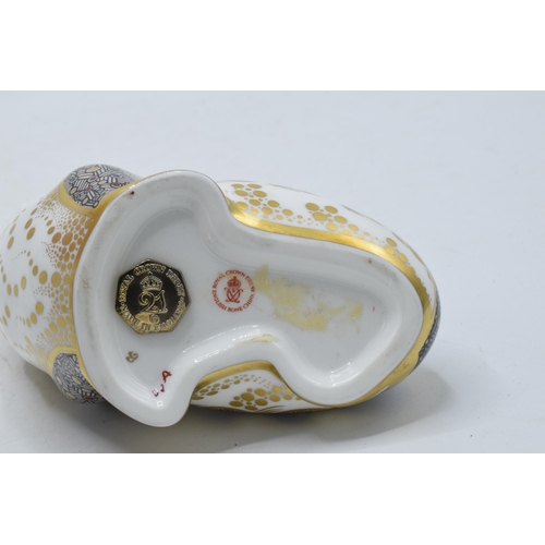 88 - Royal Crown Derby paperweight in the form of a Walrus. First quality with stopper. In good condition... 