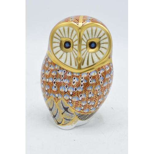 89 - Royal Crown Derby paperweight in the form of a Barn Owl. First quality with stopper. In good conditi... 