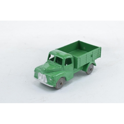 362 - Boxed Dublo Dinky Toys 064 Austin Lorry. In good condition with some evidence of use and play-wear s... 