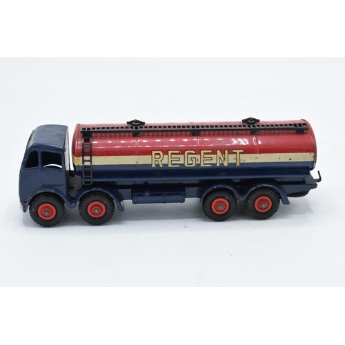 370 - Boxed Dinky Toys 942 Foden 14-Ton Tanker ''Regent''. Some evidence of use and play-wear such as smal... 