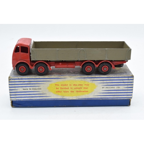 372 - Boxed Dinky Supertoys 901 Foden Diesel 8-Wheel Wagon. Some evidence of use and play-wear such as sma... 