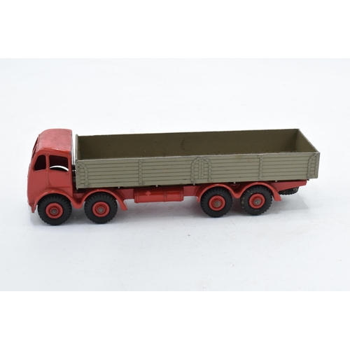 372 - Boxed Dinky Supertoys 901 Foden Diesel 8-Wheel Wagon. Some evidence of use and play-wear such as sma... 