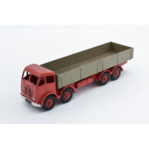 372 - Boxed Dinky Supertoys 901 Foden Diesel 8-Wheel Wagon. Some evidence of use and play-wear such as sma... 