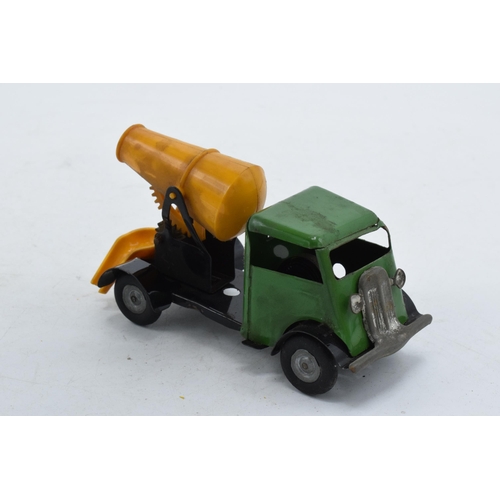 382 - Boxed Tri-ang Minic clockwork No. 1 Concrete Mixer. Sold as non-working as no key.