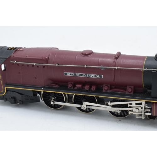 395 - Boxed Wrenn OO gauge W2242 4-6-2 City of Liverpool locomotive in original box. VGC, box good.