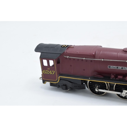 395 - Boxed Wrenn OO gauge W2242 4-6-2 City of Liverpool locomotive in original box. VGC, box good.