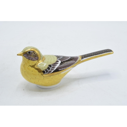 100F - Royal Crown Derby paperweight in the form of a Yellow Wagtail. First quality with stopper. In good c... 