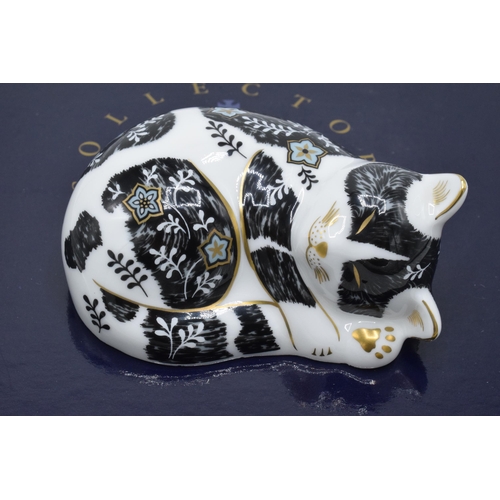 100K - Boxed Royal Crown Derby paperweight in the form of Misty the Kitten. First quality with stopper. In ... 