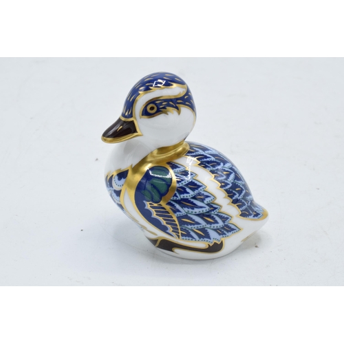 100U - Boxed Royal Crown Derby paperweight in the form of a Sitting Duckling. First quality with stopper. I... 