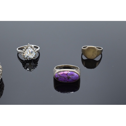 226M - A collection of silver rings (5). 31.8 grams.