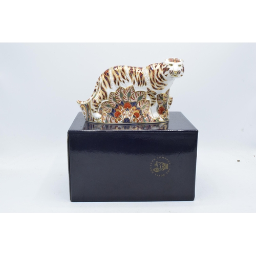 100X - Boxed Royal Crown Derby paperweight, Bengal Tiger, 20cm x 13cm, date code for 1996, red Royal Crown ... 