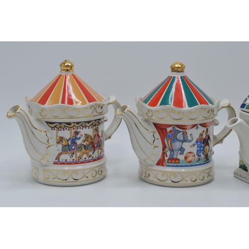 65B - A trio of teapots to include Sadler examples Carousel, Circus and Wade English Life teapot Primrose ... 