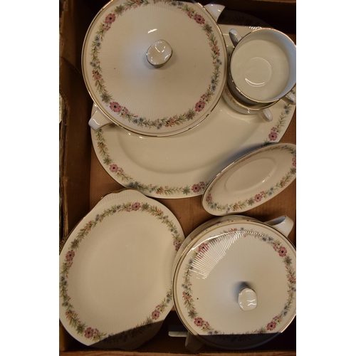 69 - A large collection of Paragon fine bone china tea and dinner ware in the Belinda pattern to include ... 