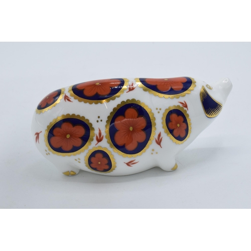 84 - Royal Crown Derby paperweight in the form of an Imari Pig. First quality with stopper. In good condi... 