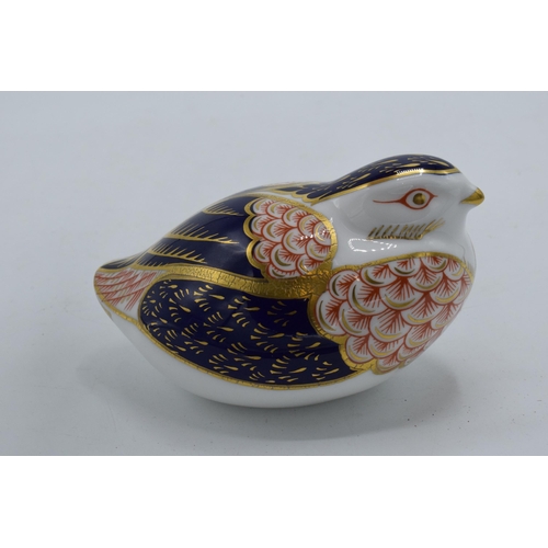 95B - Royal Crown Derby paperweight in the form of a bird. In good condition with no obvious damage or res... 