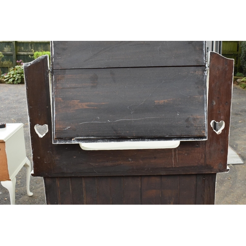 410 - An early 20th century wooden dressing table with swinging mirror and drawers. 100 x 52 x 173cm tall.... 