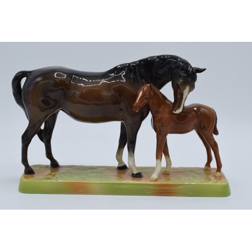 161 - Beswick brown mare and chestnut foal on ceramic base 1811