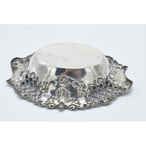 334 - Silver pierced decoration sweet dish. Sheffield 1897. 40.9 grams.