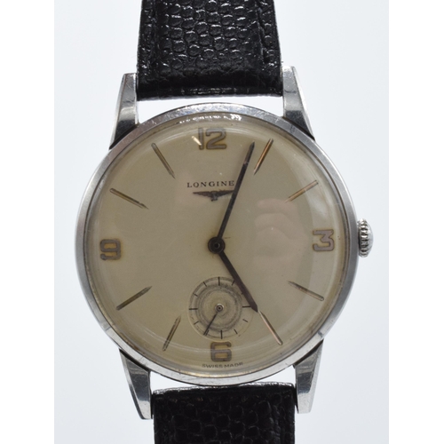 391 - Longines Gents stainless Steel large size wrist watch with 30L movement, diameter 35mm excl. button.... 