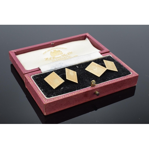 415 - A cased pair of 9ct gold cufflinks with full hallmarks to reverse. 5.4 grams.