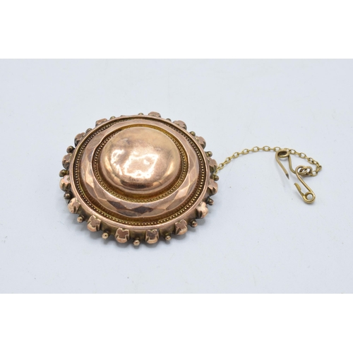 491 - A 9ct rose gold mourning brooch gross weight 6.0 grams together with a pair of sterling silver brooc... 