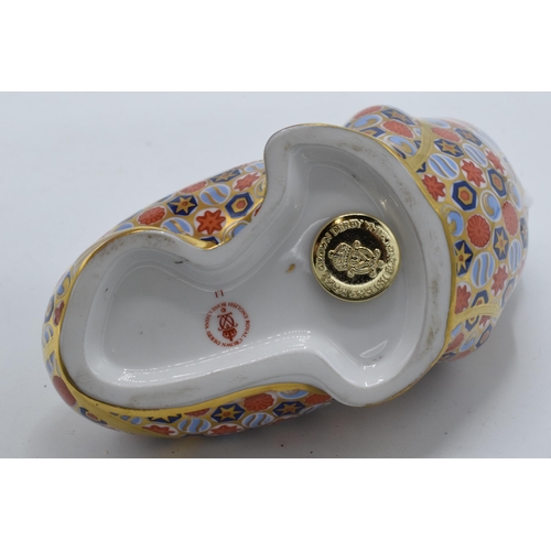 58 - Boxed Royal Crown Derby paperweight Walrus. First quality with gold stopper.