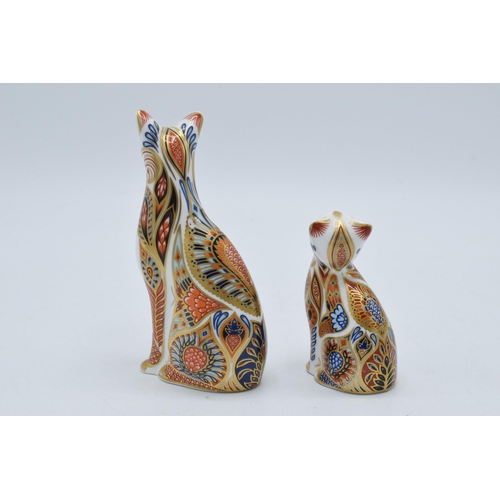 68 - A pair of Royal Crown Derby paperweights to include Siamese Cat and Siamese Kitten. First quality wi... 