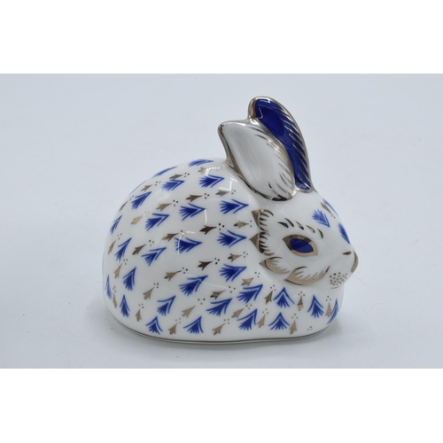 74 - Royal Crown Derby paperweight Platinum Rabbit. First quality with gold stopper.