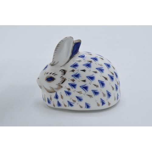 74 - Royal Crown Derby paperweight Platinum Rabbit. First quality with gold stopper.