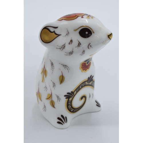 49B - Royal Crown Derby paperweight in the form of a Mouse. First quality with gold stopper. In good condi... 