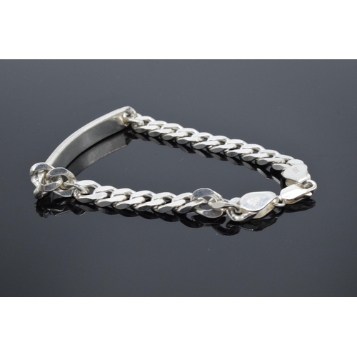 500 - A silver ID bracelet, 21.0 grams.