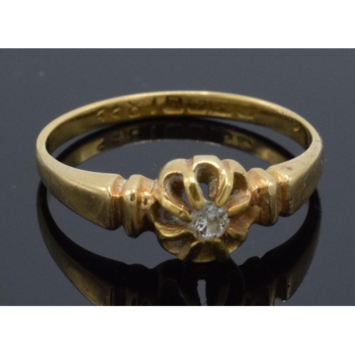 230 - 18ct gold and diamond ring, 2.7 grams, size N/O. Full hallmarks.