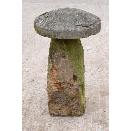 325 - Antique sandstone staddle stone with top. Approx 83cm tall and 51cm diameter.