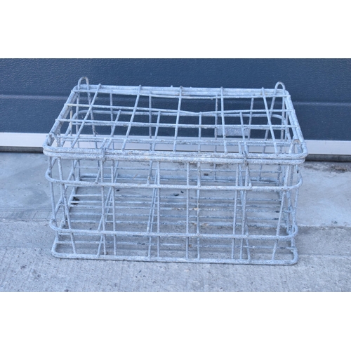 330 - A vintage 20th century galvanised bottle crate 'Wimpey' for 20 bottles, 46cm wide.