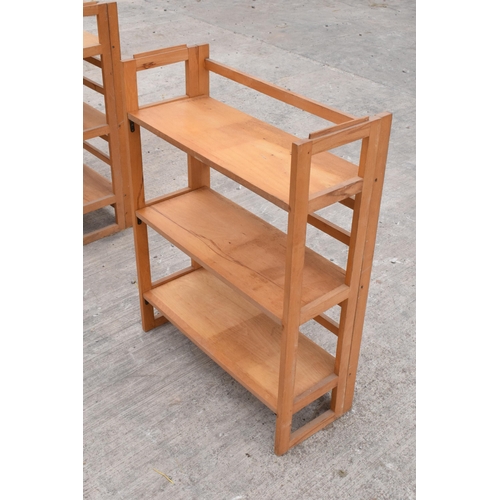 338 - A set of wooden collapsible / folding shelves, suitable for antiques fairs, car boots and markets et... 